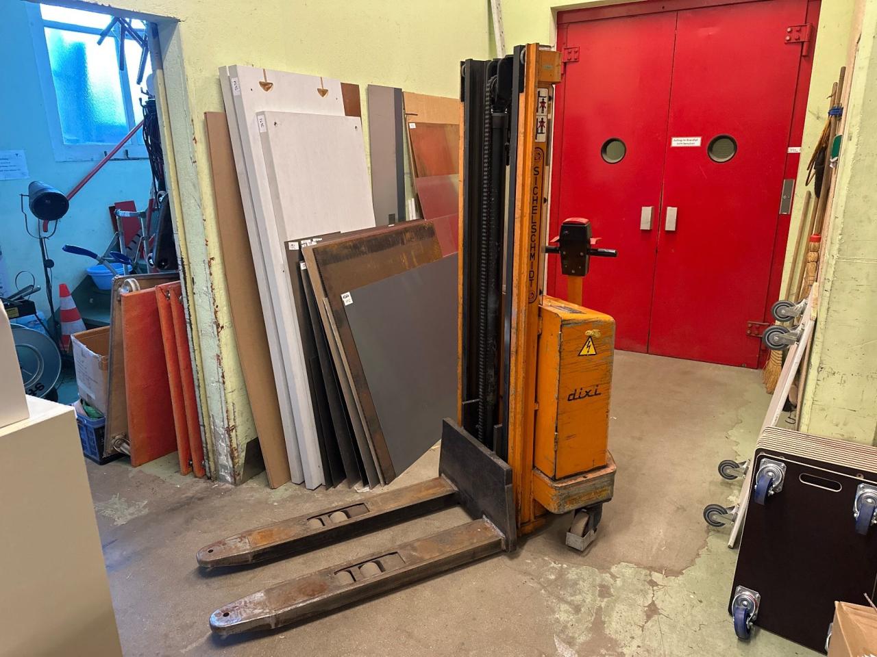 top Hubstapler Deichselstapler Ameise von dixi Sichelschmidt | Kaufen ... top Hubstapler Deichselstapler Ameise von dixi Sichelschmidt | Kaufen ...